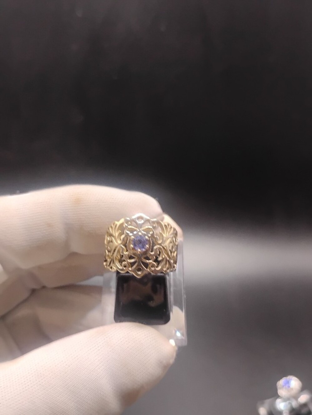 Tanzanite & 14k Yellow Gold